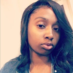 Meet your Posher, Joi